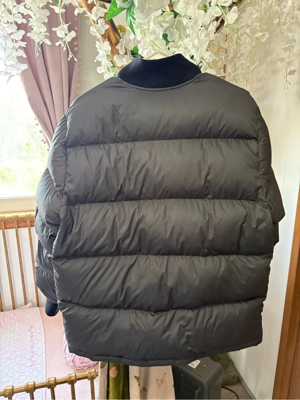 Eddie Bauer Men's Black Quilted Down Puffer Jacket Down 650